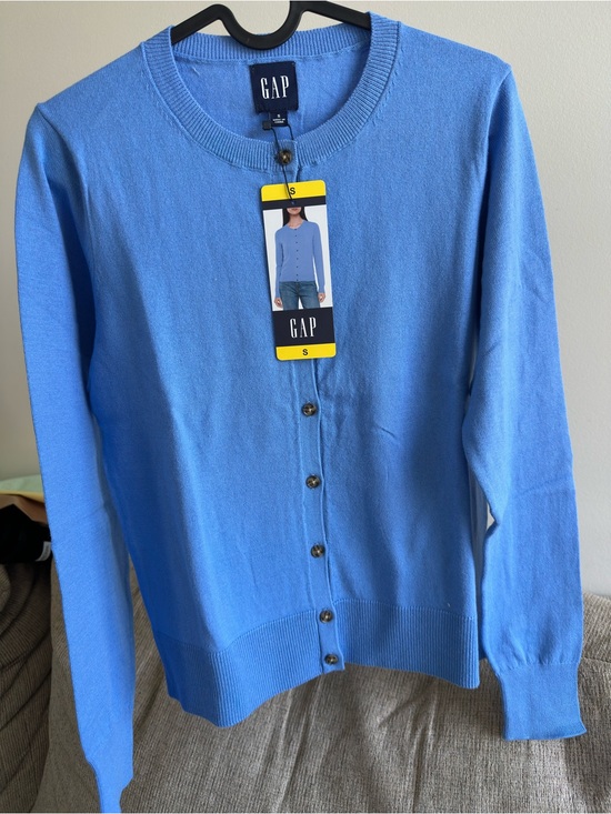 GAP Sweaters - GAP NWT 100% Cotton Crewneck Button Cardigan Blue